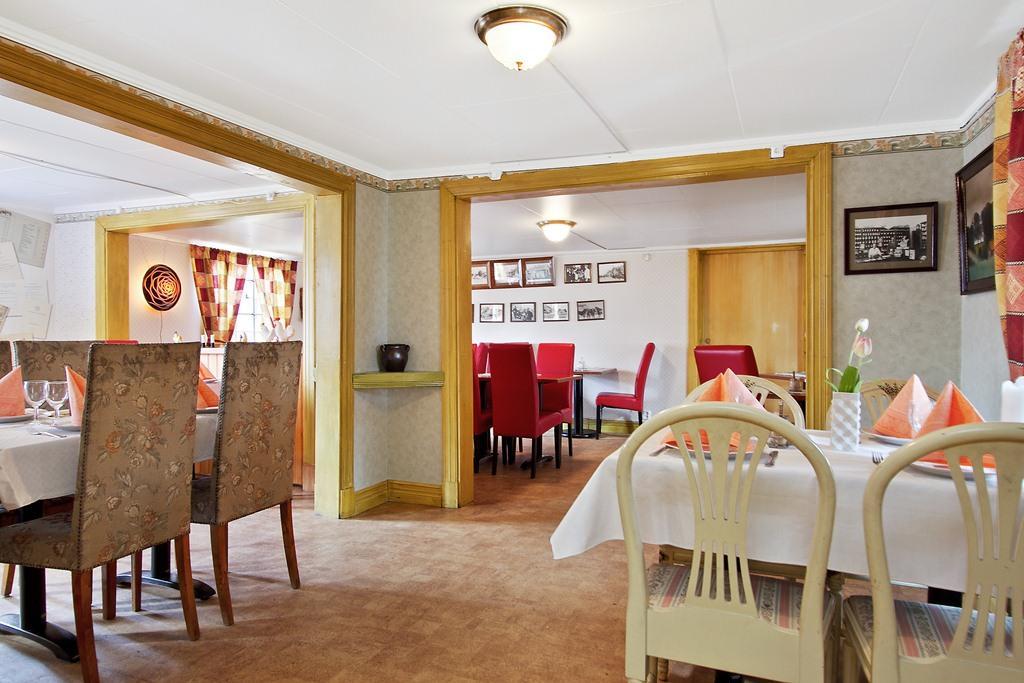 Hotell Mikaelsgarden Варгарда Екстер'єр фото