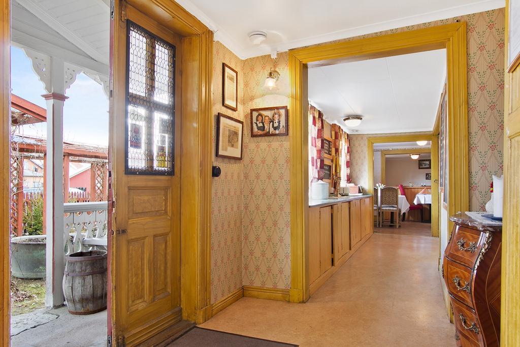 Hotell Mikaelsgarden Варгарда Екстер'єр фото
